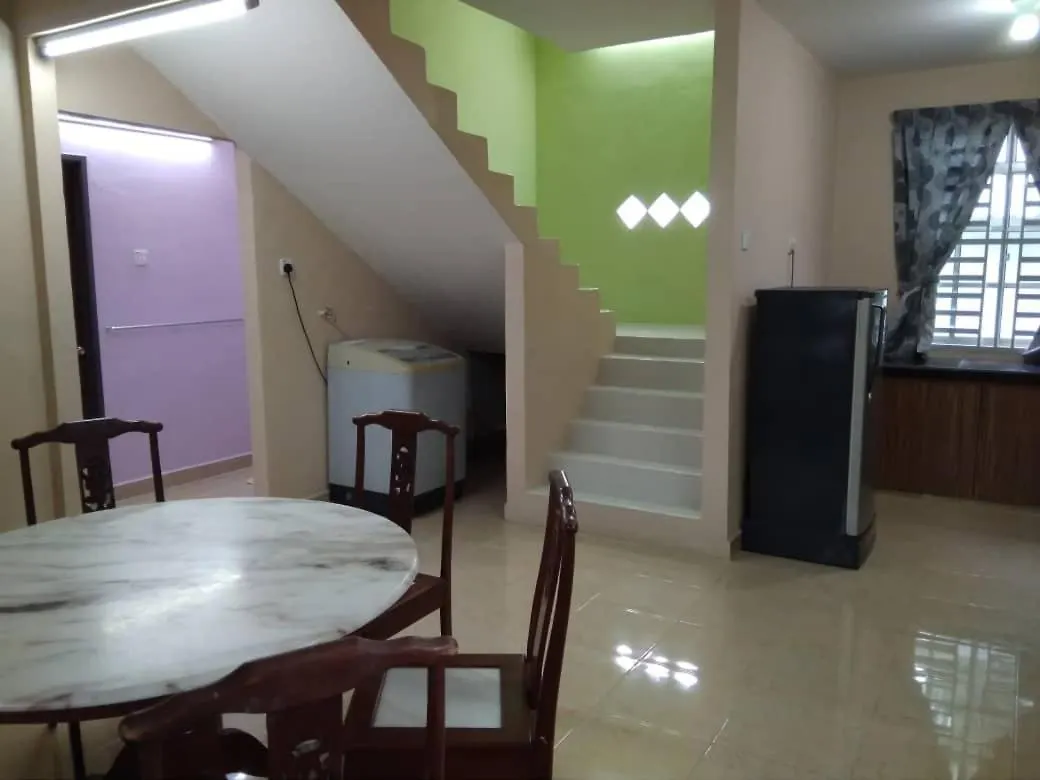 Abdul Majid Muslim Homestay Букит-Мертаджам